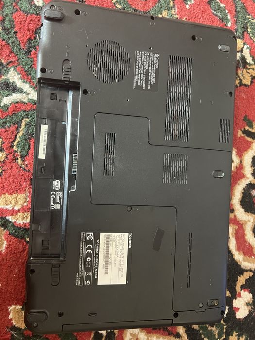 Ноутбук toshiba