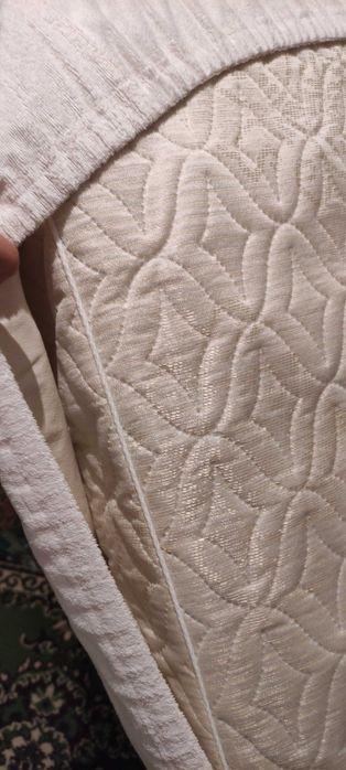 Кроватка-манеж с матрасом и чехлом