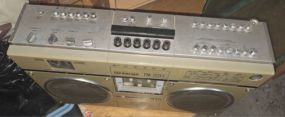 Продам магнитофон