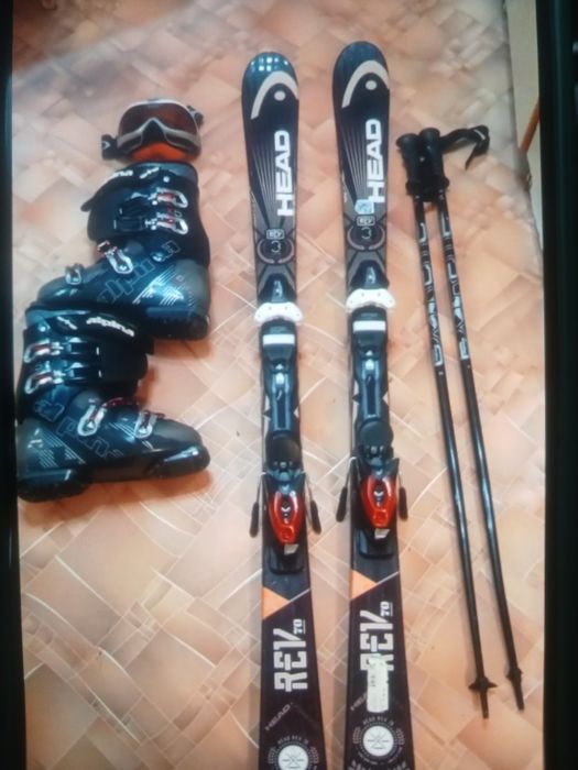 Дорогие фирменные лыжи