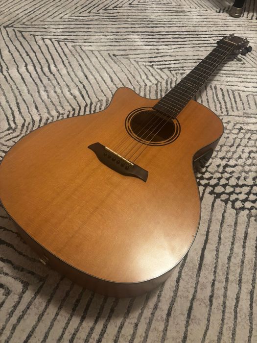 Baton Rouge AR21C Chitara electroacustica stangaci