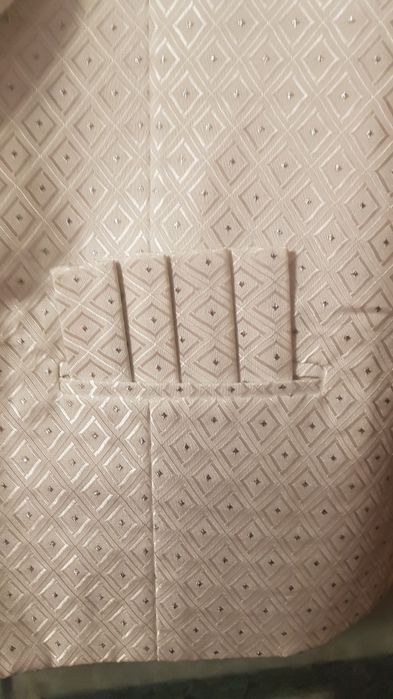 Vand vesta, cravata mire