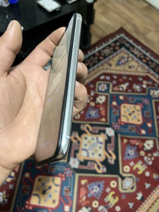 iPhone X  256 GB / Блок iCloud