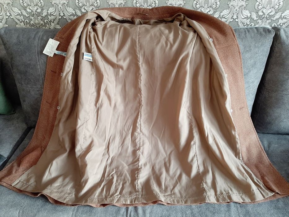 Продам новое женское пальто