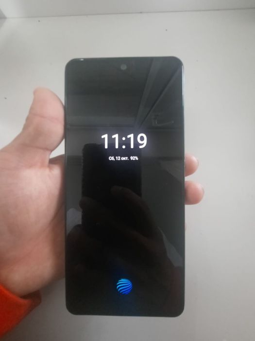 Продам VIVO V27E
