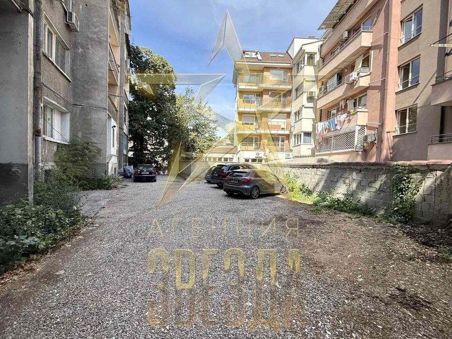 Дава се под наем Офис в Пловдив, Център - 25 кв.м за 220 € - Снимка #6