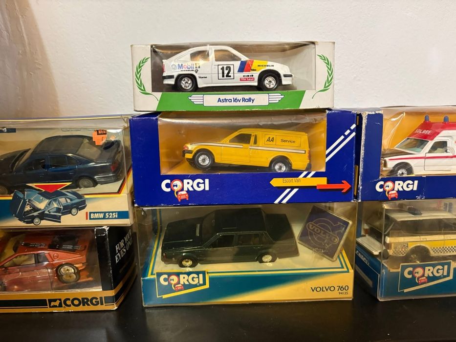 Corgi-Matchbox-Bburago
