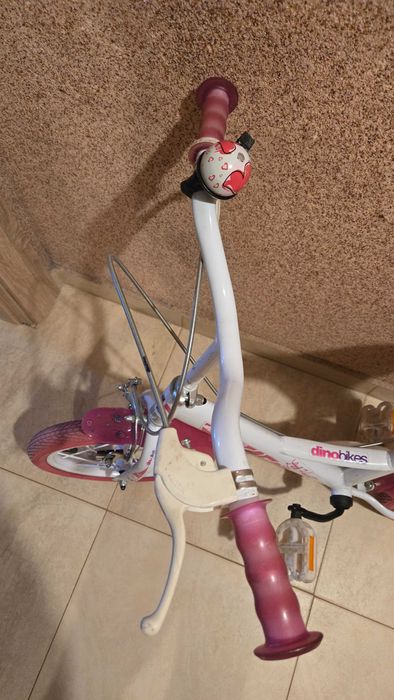 Dino bikes Детски велосипед с помощни колела Little heart (14инча)
