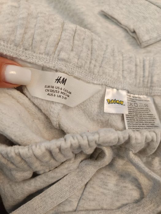 Trening Pokemon baieti