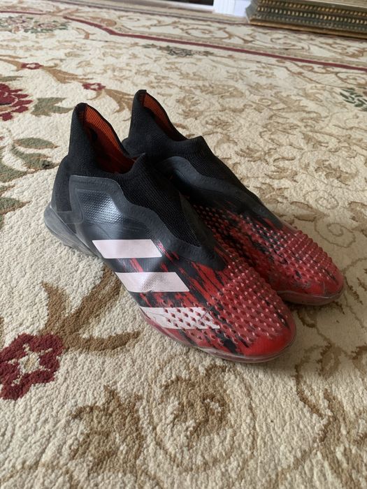 Adidas Predator сороконожки