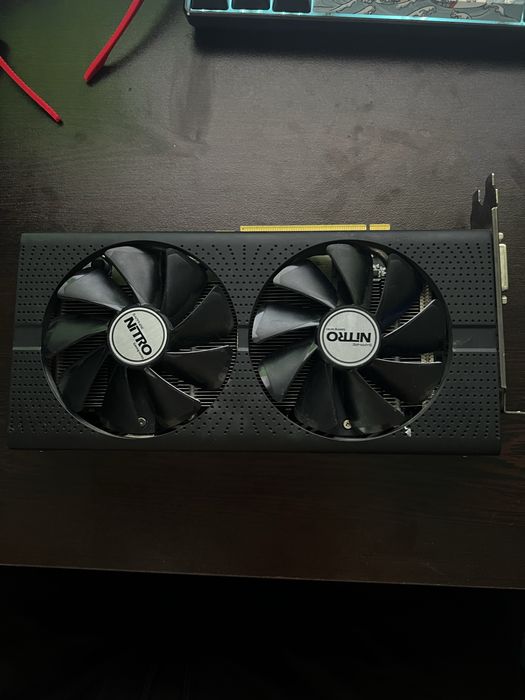 Продавам видео карта RX480 4G Nitro