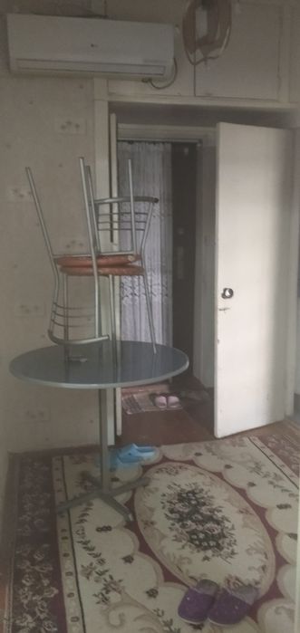 Шахар марказидан квартира сотилади