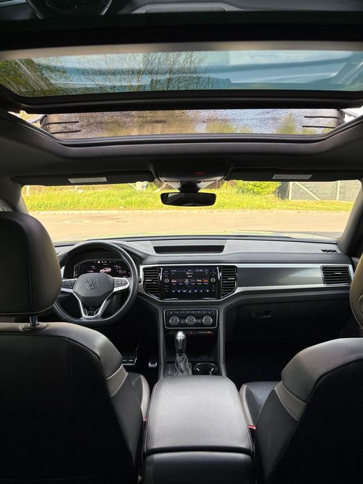 Volkswagen Atlas  (Touareg)2.0TSI  R-line Execline