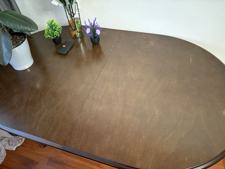 Продам стол деревянный