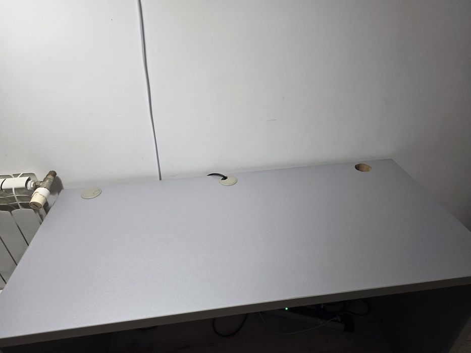 Birou gri – blat gros 4 cm, 135 cm lățime