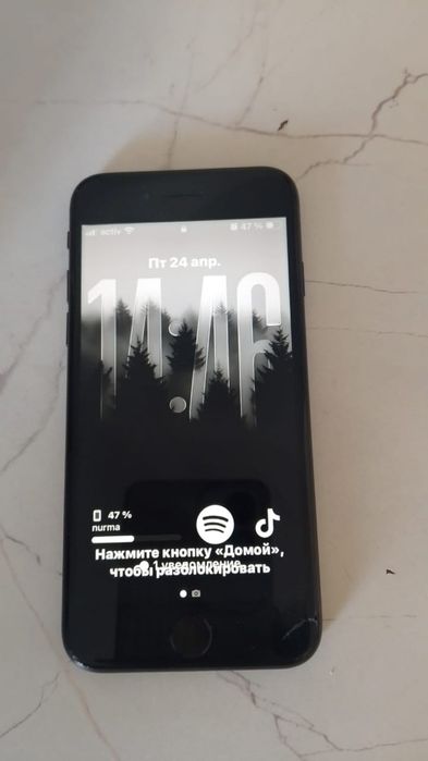 Iphone SE 2rd gen + airpods