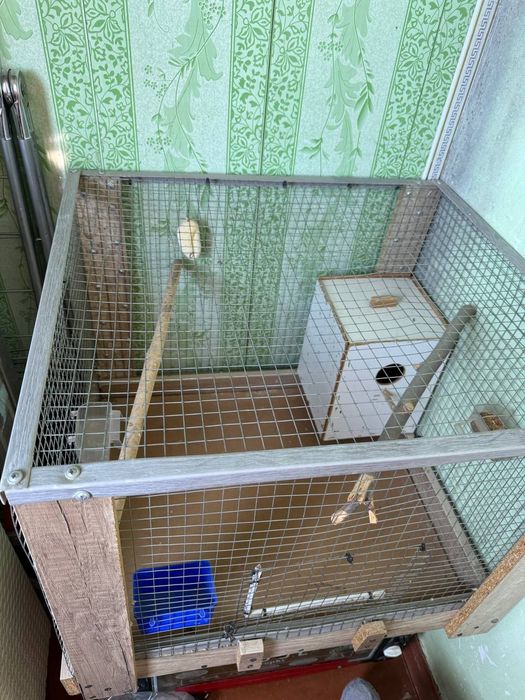 Клетка для попугаев