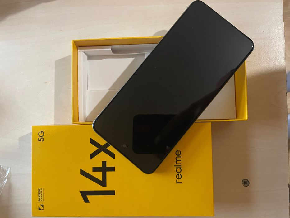 Нов REALME 14 + калъф