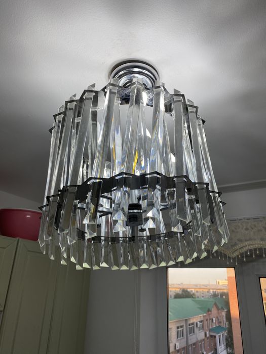 Красивая люстра