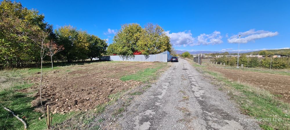 Teren 1.641 mp–Tg Jiu - schimb ±dif  cu masina, apartament, garsoniera