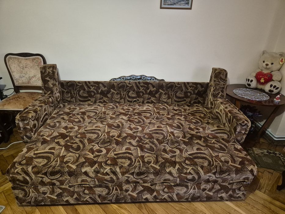 Vând canapea extensibila