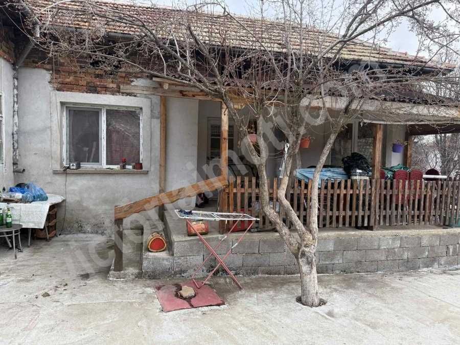 Продава се Къща в с. Страхилово, Област Велико Търново - 228 кв.м за 154 €/кв.м - Снимка #3