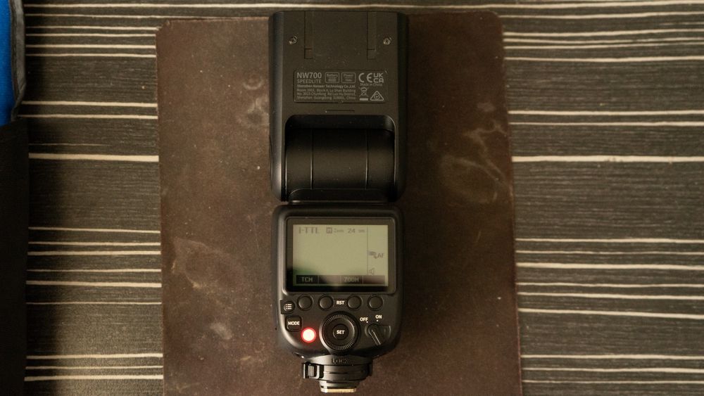 Светкавица Neewer NW700-N ttl flash speedlite