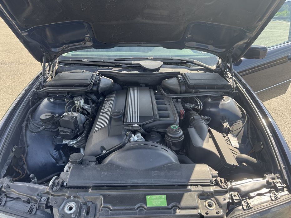 Bmw 523i E39 berlina