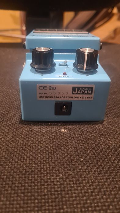 Boss CE-2W Waza Craft Chorus – Made in Japan