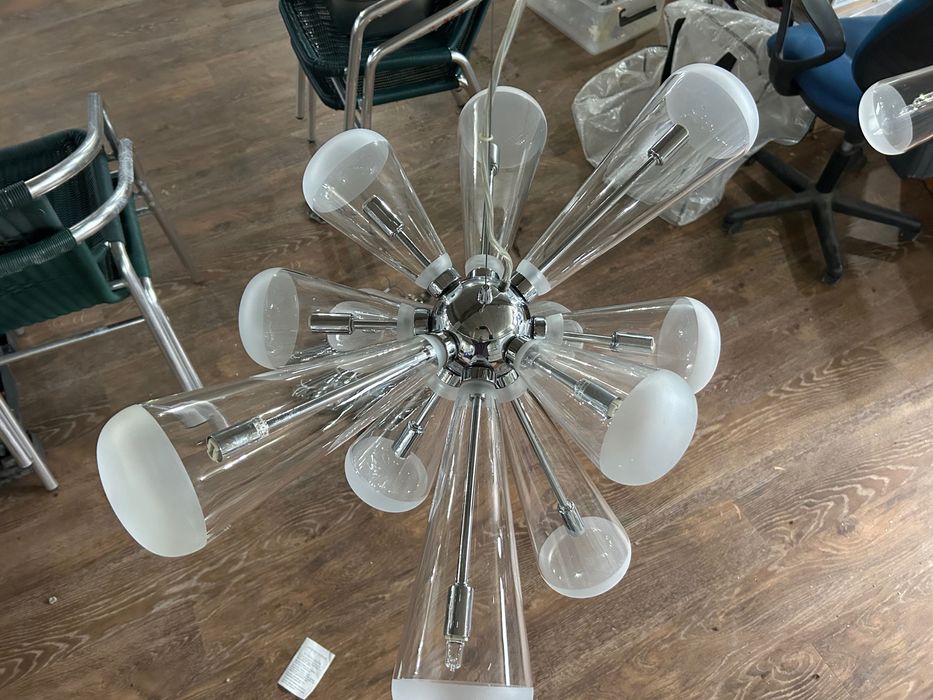 Candelabre pentru cunoscători