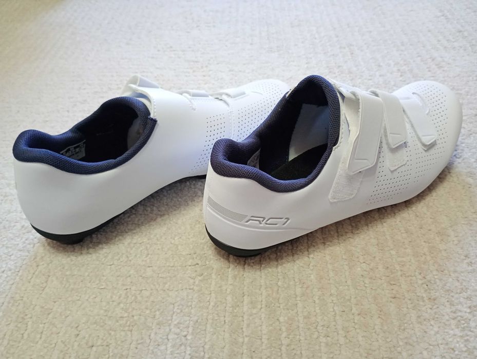 Pantofi ciclism sosea Shimano SH-RC102 + placute pedale Shimano SM-SH11