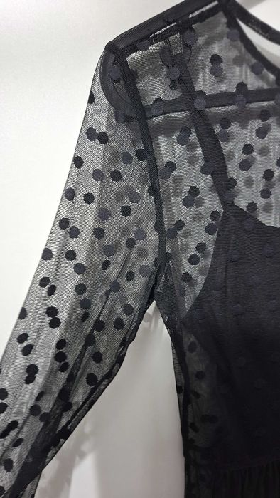 Елегантна черна тюлена рокля с точки – WAREHOUSE