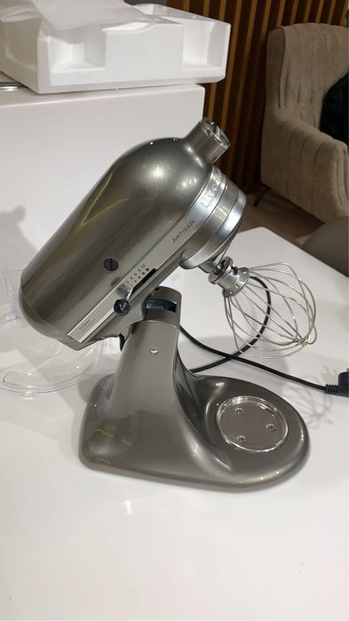 Продам миксер Kitchen Aid
