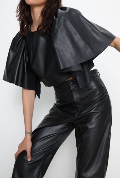 Top piele naturala Zara