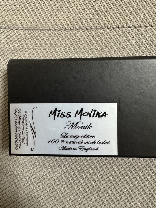 Miss Monika lashes