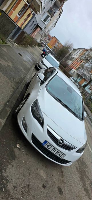 OPEL Astra 2012 — imagine 4
