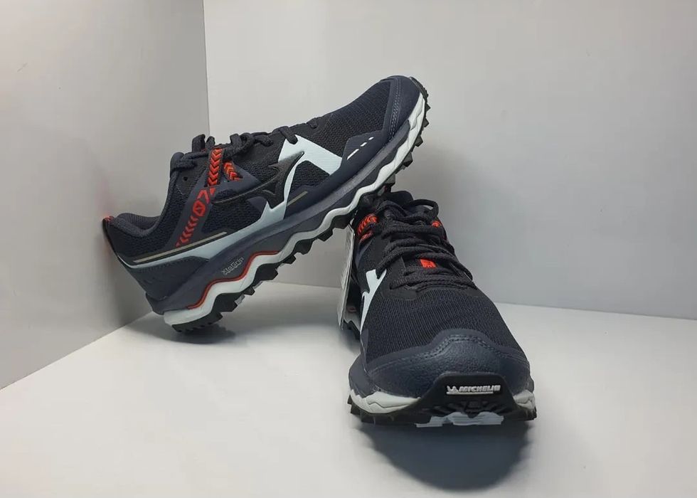 Маратонки Mizuno Wave Mujin 7

Чисто нови с кутия.

Размер 40 стелка 2