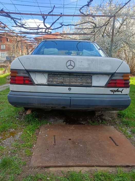 На части Мерцедес 124 200 D