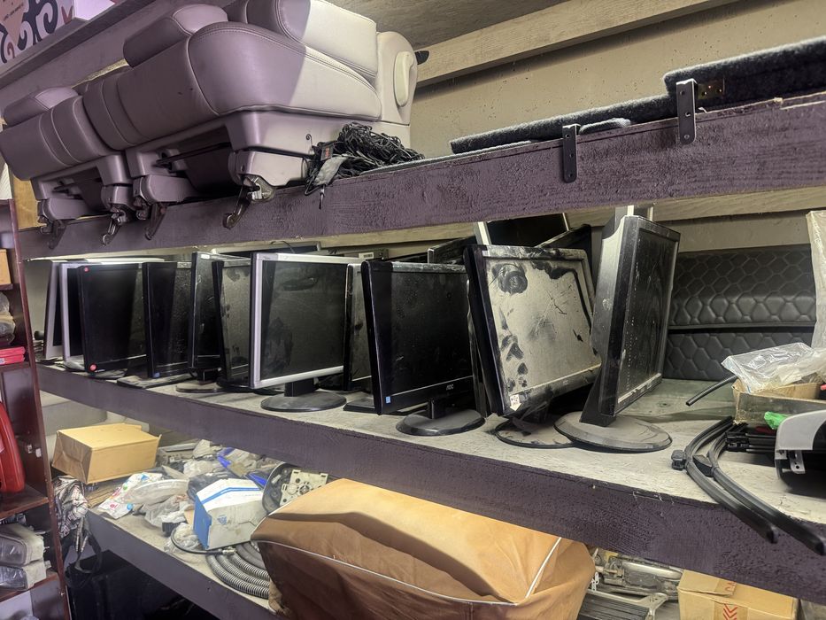 Продам б/у оргтехнику старую