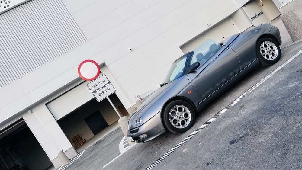 Alfa Romeo Spider TwinSpark - full option