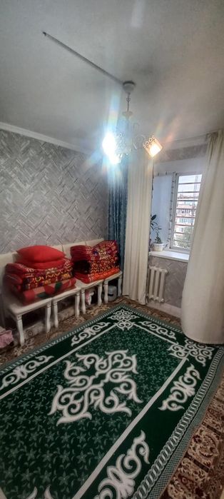 Акмешит 31, 2 бөлмелі үй сатылады