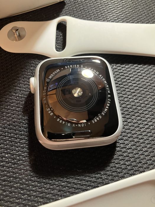 Apple Watch Series 5 44mm