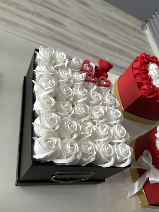 Aranjament trandafiri din săpun