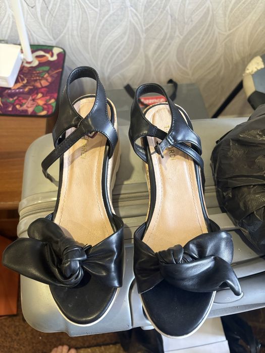 Обувь женская такарди