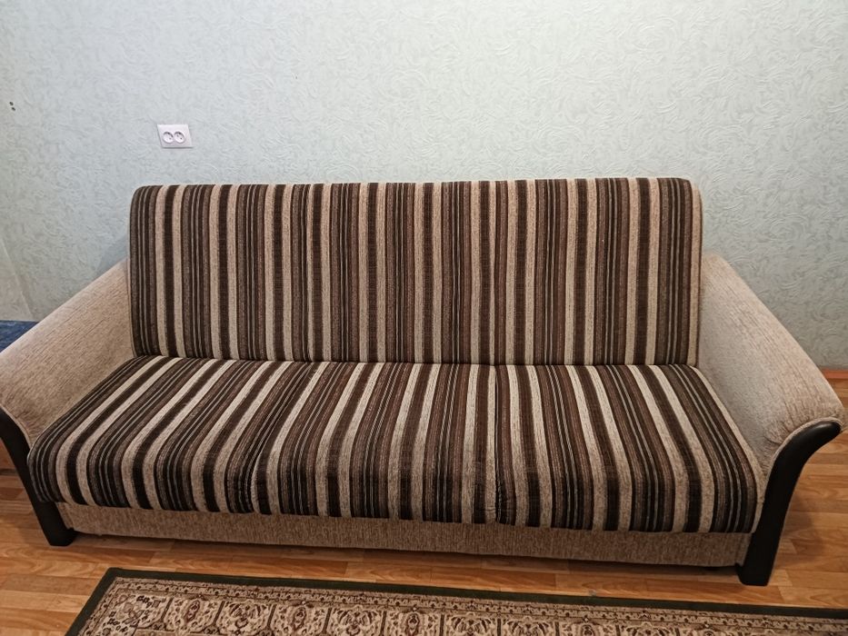 Продам диван и шкаф