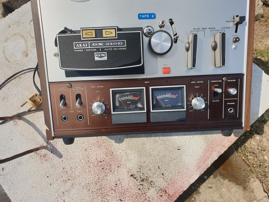 Magnetofon AKAI  GX210D Pentru colectie.