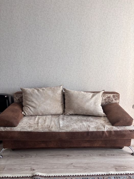 Продам диван бу срочно