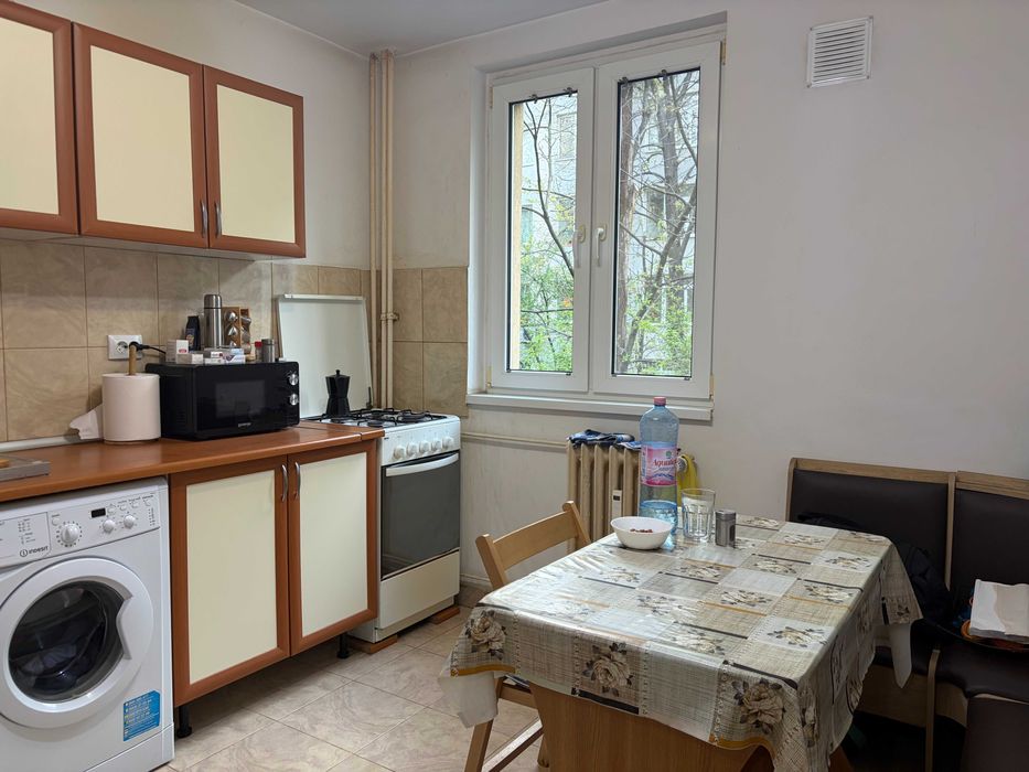 Apartament cu doua camere decomandat confort 1, Drumul Taberei, 95.000€