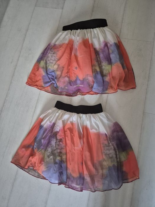 Официална бутикова пола за повод за малки госпожички