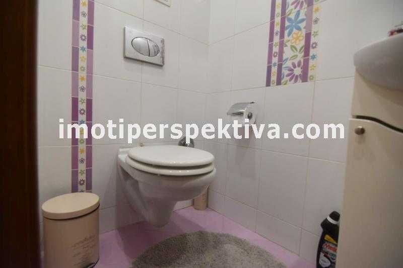 Продава се Тристаен апартамент в Пловдив, Кючук Париж - 120 кв.м за 1584 €/кв.м - Снимка #14
